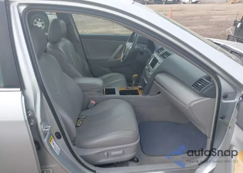 2007 Toyota Camry Xle V6 z USA, uszkodzony, nr VIN 4T1BK46KX7U043990